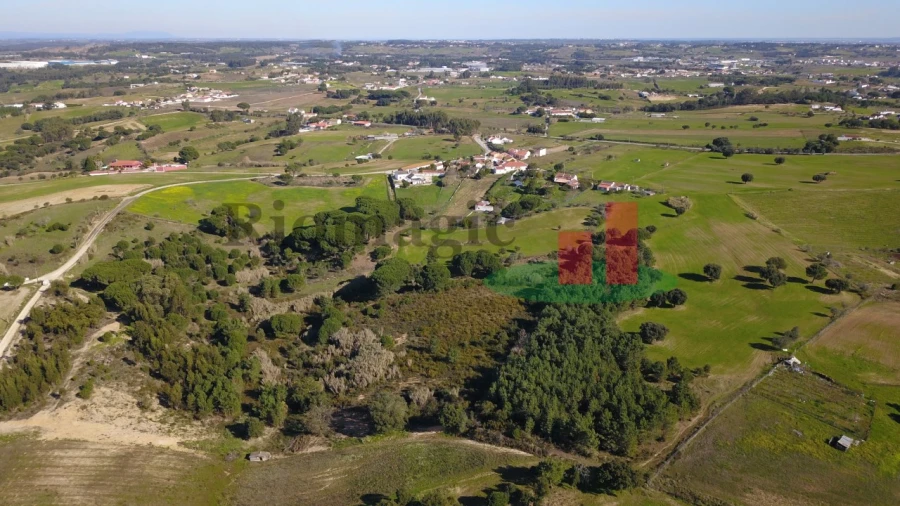 Terreno para Venda em Aveiras de Cima Foto 9