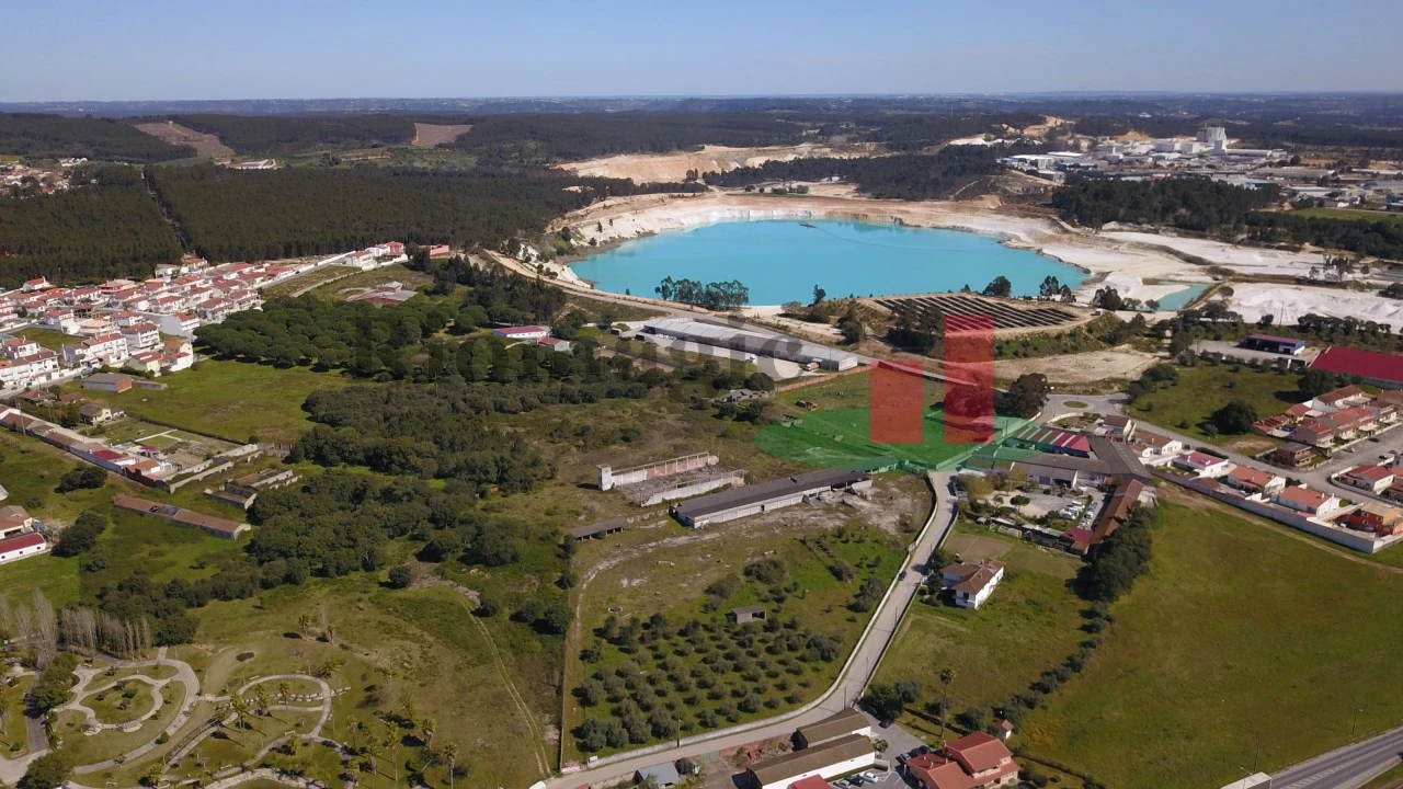 Terreno para Venda em Rio Maior Foto 1