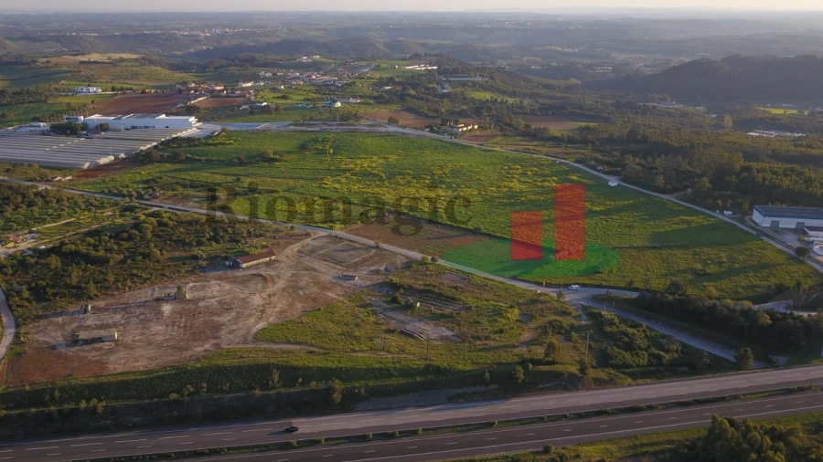 Terreno para Venda em Azambujeira e Malaqueijo
