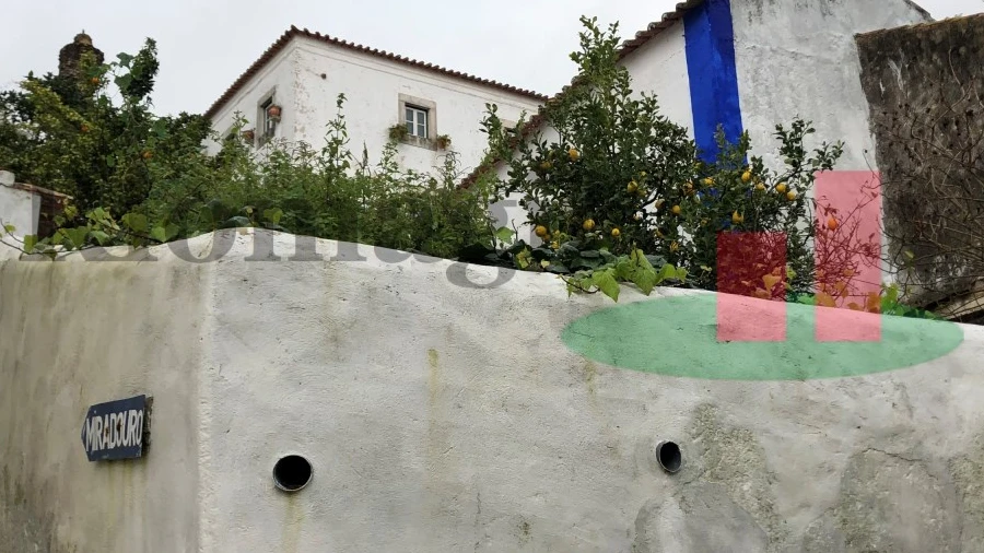 Terreno para Venda em Santa Maria, São Pedro e Sobral da Lagoa