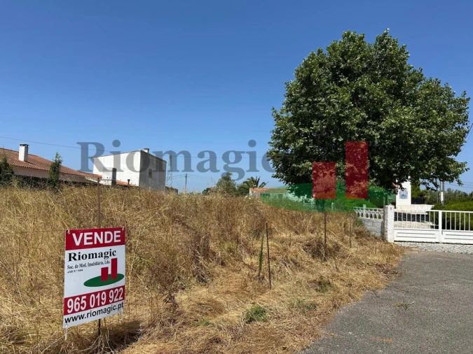 Terreno para Venda em Rio Maior Foto 1