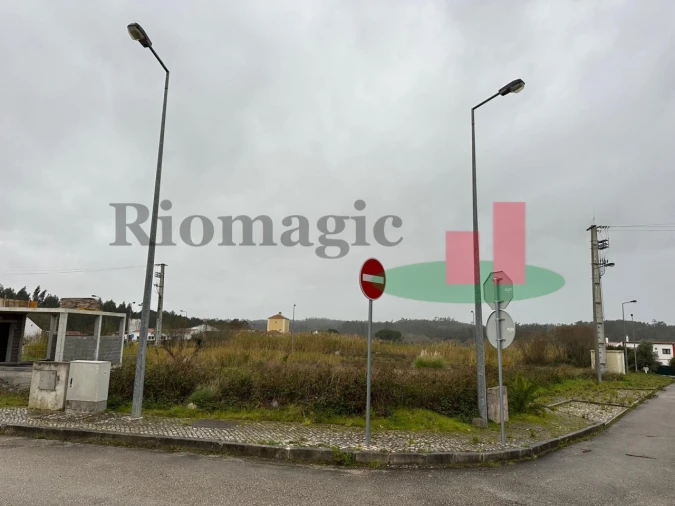 Terreno para Venda em Tornada e Salir do Porto Foto 5