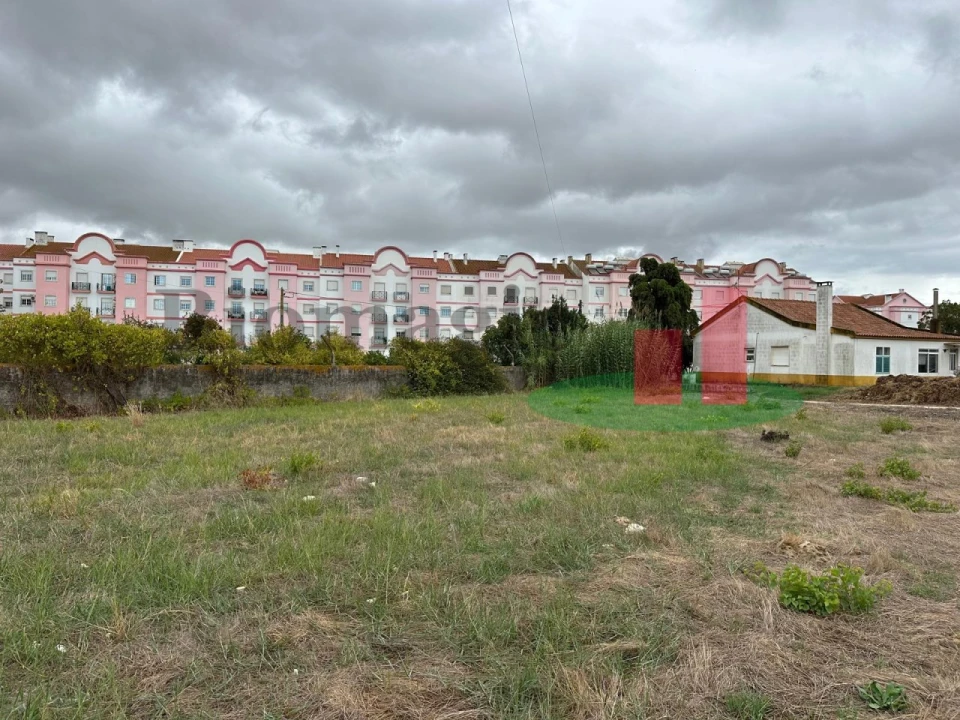 Terreno para Venda em Samora Correia Foto 1