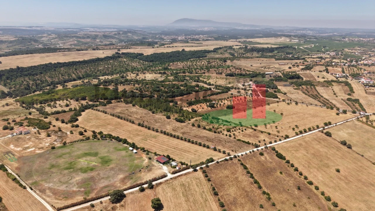 Terreno para Venda em Almoster Foto 4