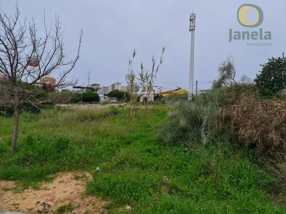 Terreno para Venda em Faro (Sé e São Pedro) Foto 3
