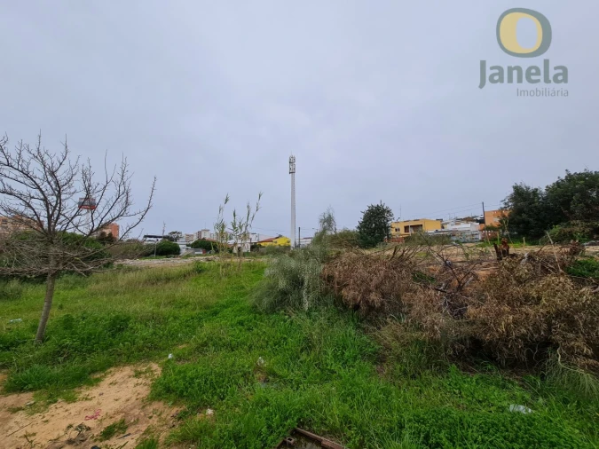 Terreno para Venda em Faro (Sé e São Pedro)