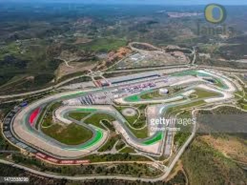 Terreno para Venda em Mexilhoeira Grande Foto 9