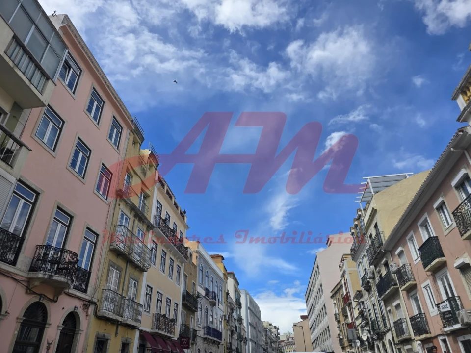 Apartamento T1 para Venda em Arroios Foto 1