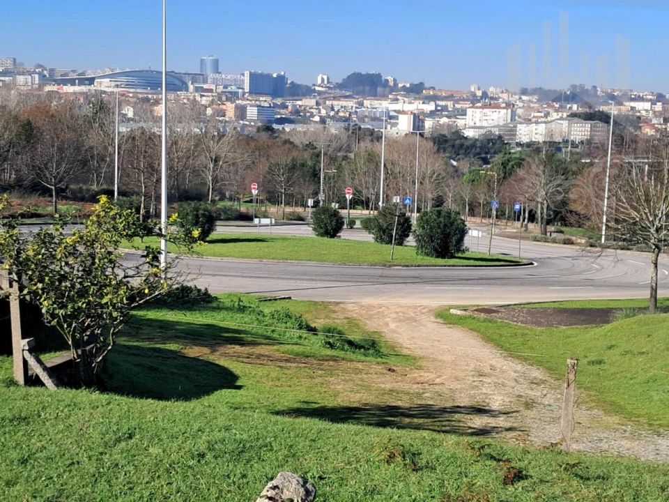 Terreno para Venda em Campanhã Foto 18