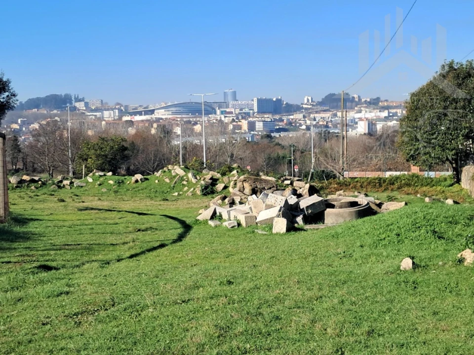 Terreno para Venda em Campanhã Foto 17