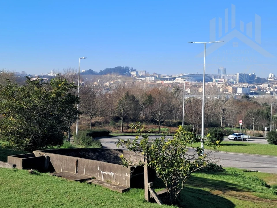 Terreno para Venda em Campanhã Foto 19