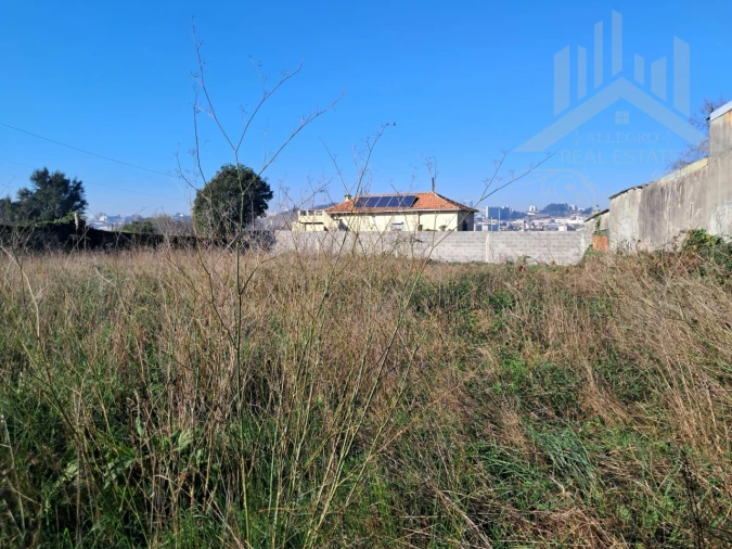 Terreno para Venda em Campanhã Foto 5