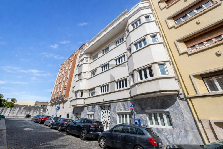 Apartamento T5 para Venda em Avenidas Novas Foto 14