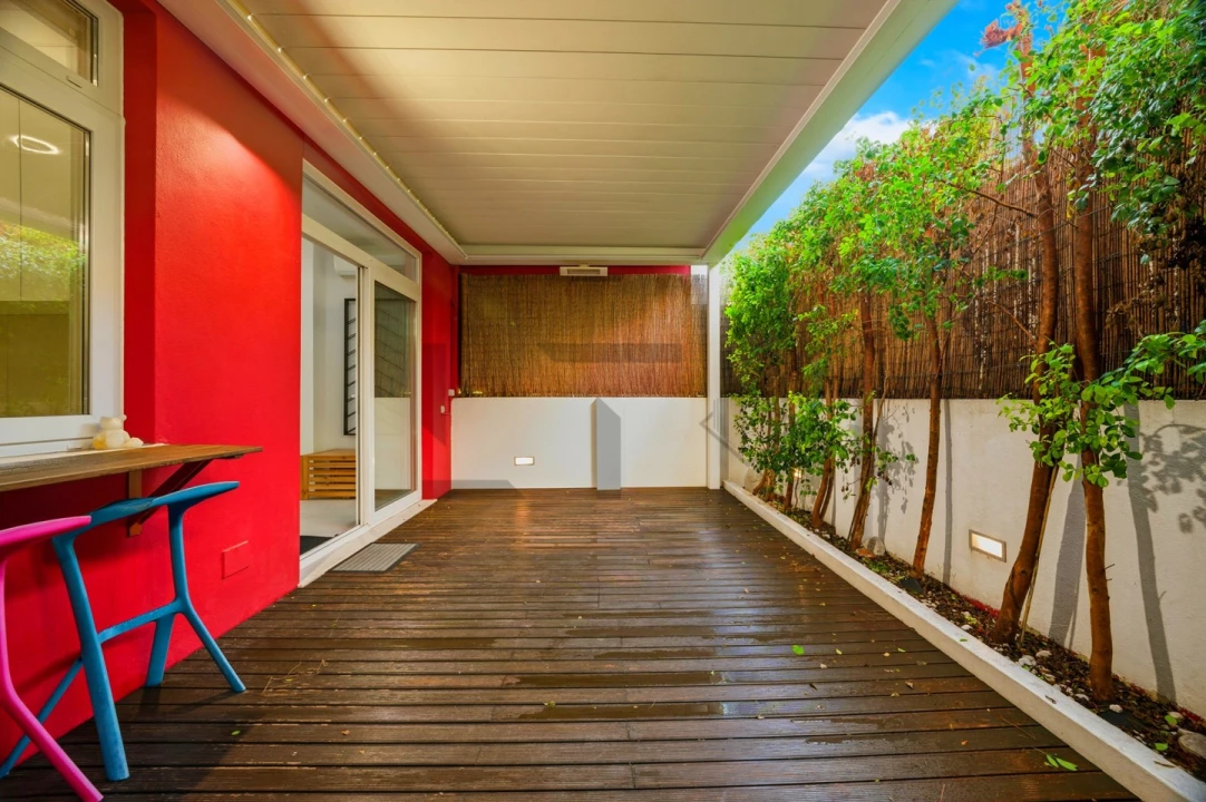 Apartamento T4 para Venda em Campo de Ourique Foto 2