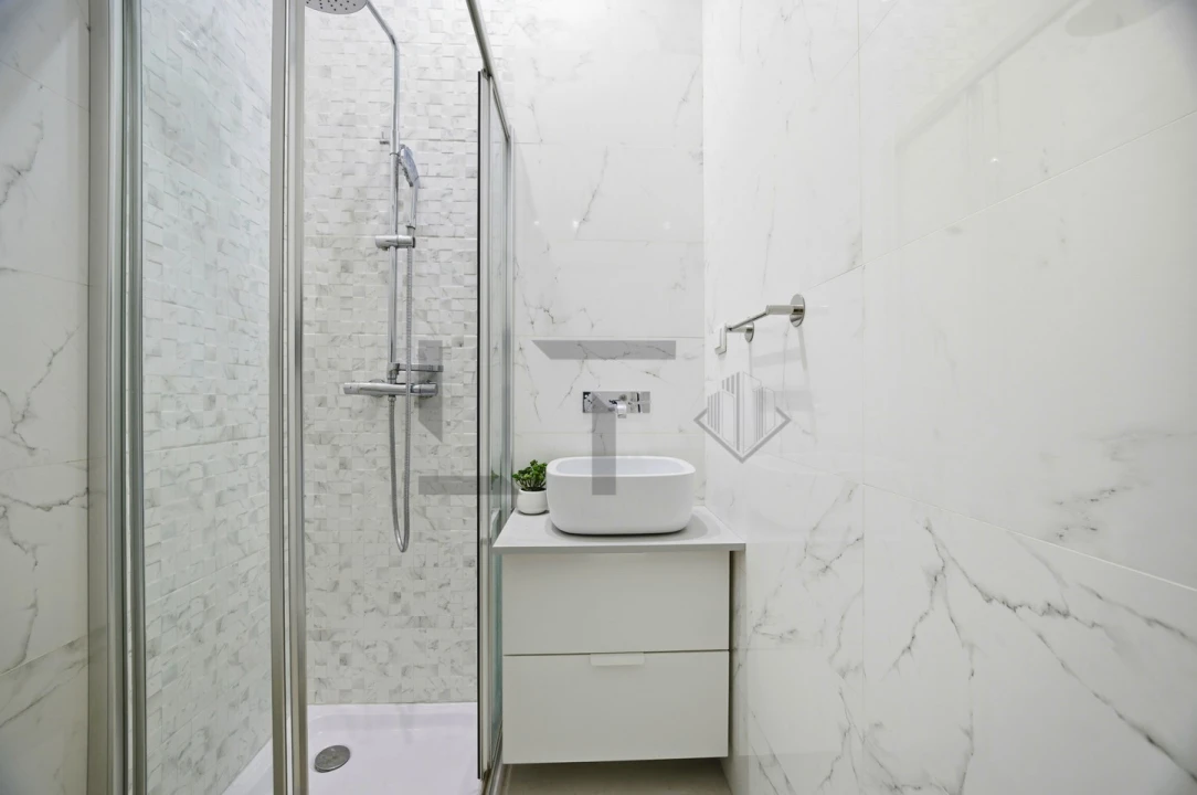 Apartamento T4 para Venda em Campo de Ourique Foto 29