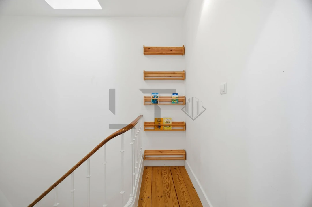 Apartamento T4 para Venda em Campo de Ourique Foto 47