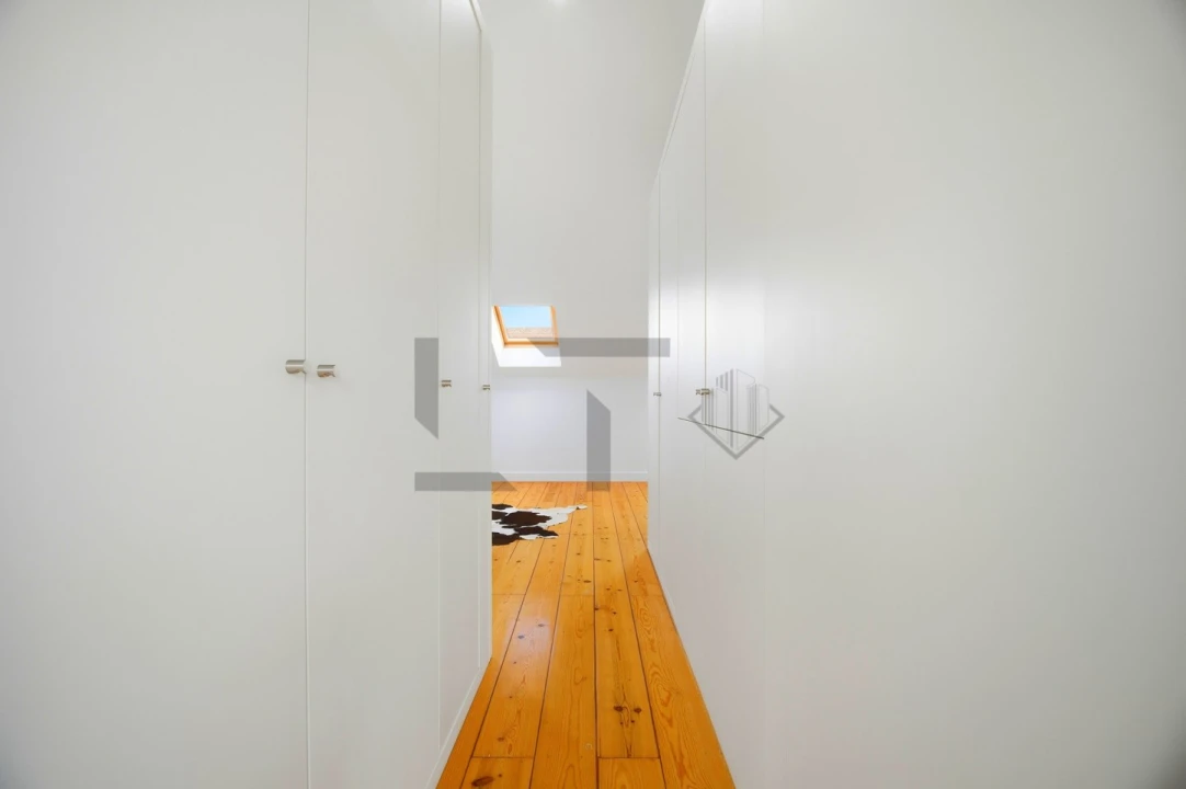 Apartamento T4 para Venda em Campo de Ourique Foto 51