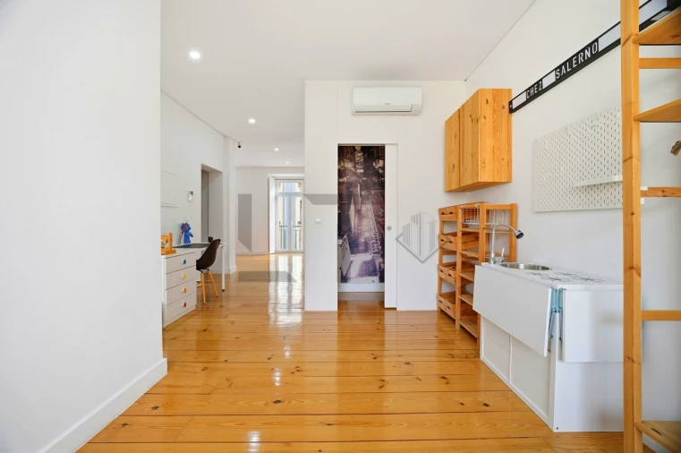 Apartamento T4 para Venda em Campo de Ourique Foto 21