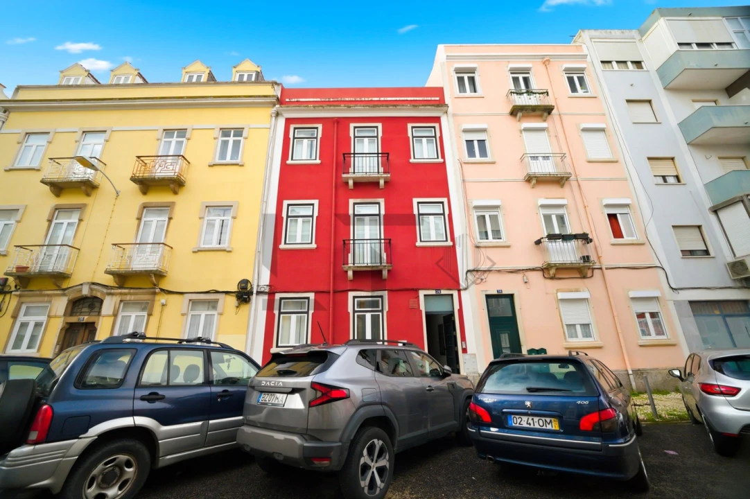 Apartamento T4 para Venda em Campo de Ourique Foto 3