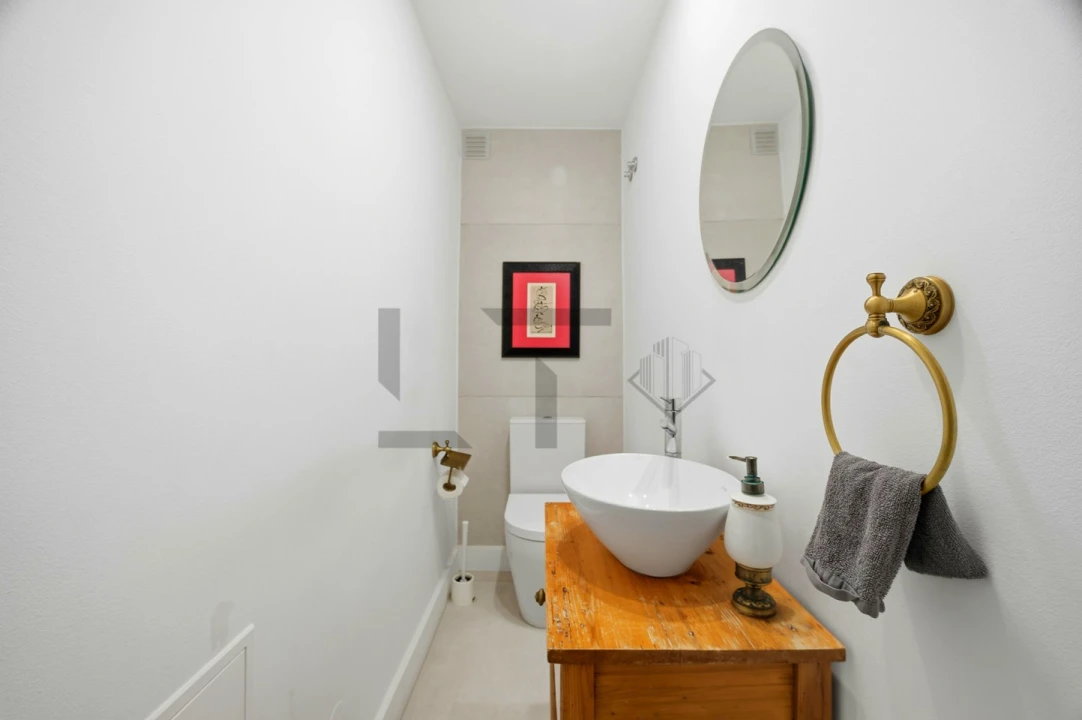 Apartamento T4 para Venda em Campo de Ourique Foto 16