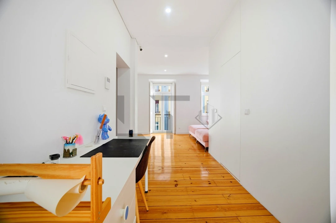 Apartamento T4 para Venda em Campo de Ourique Foto 27