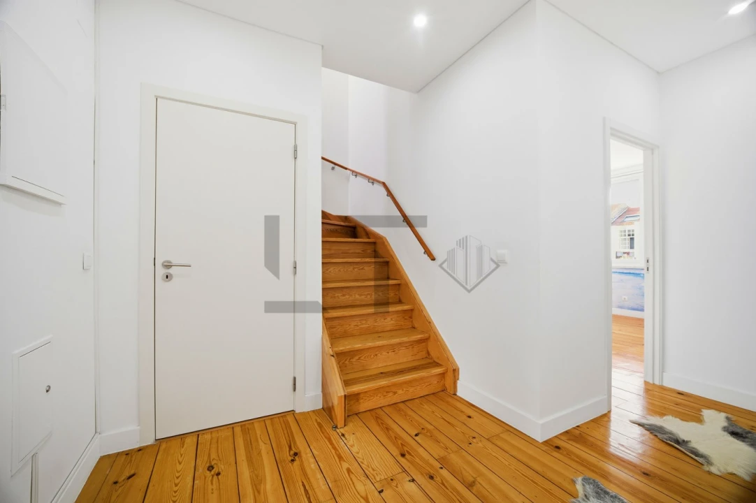 Apartamento T4 para Venda em Campo de Ourique Foto 36