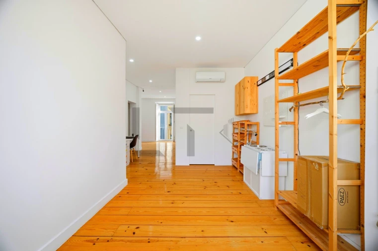 Apartamento T4 para Venda em Campo de Ourique Foto 23