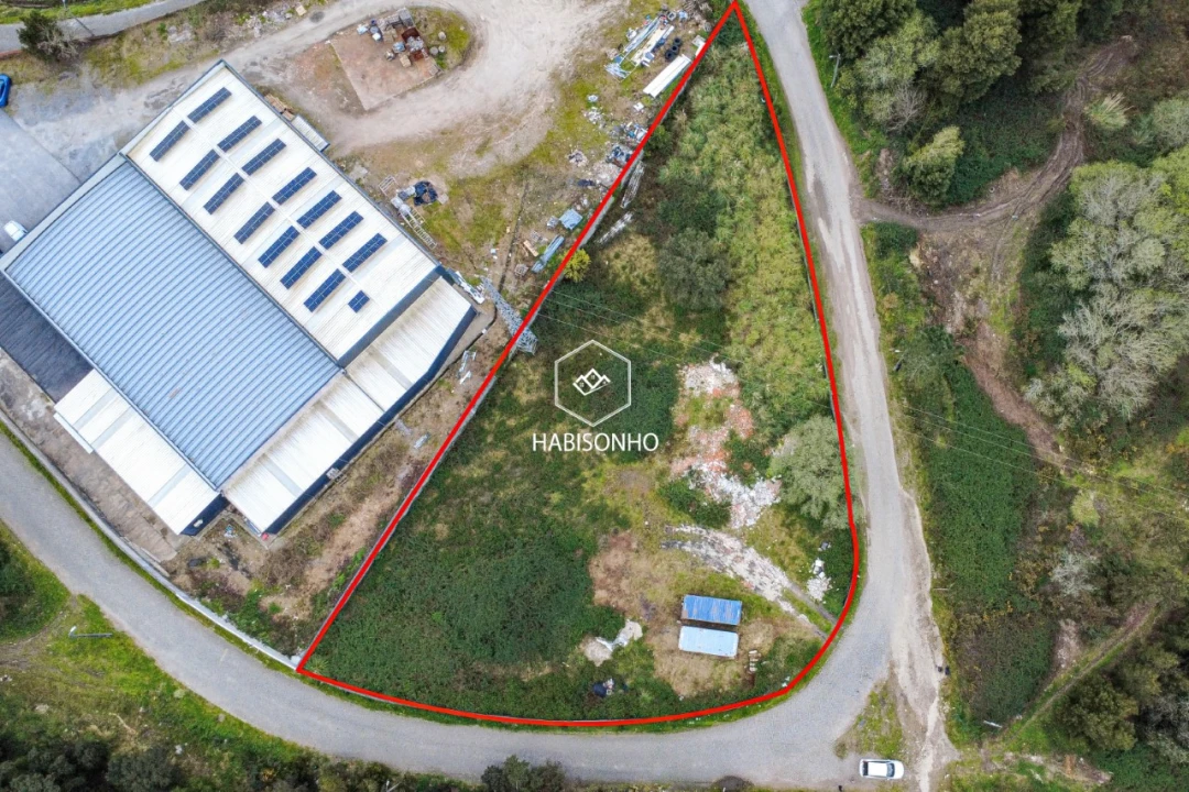 Terreno para Venda em Fânzeres e São Pedro da Cova Foto 9