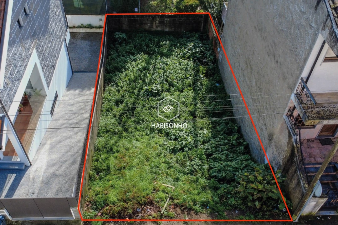 Terreno para Venda em Fânzeres e São Pedro da Cova Foto 2