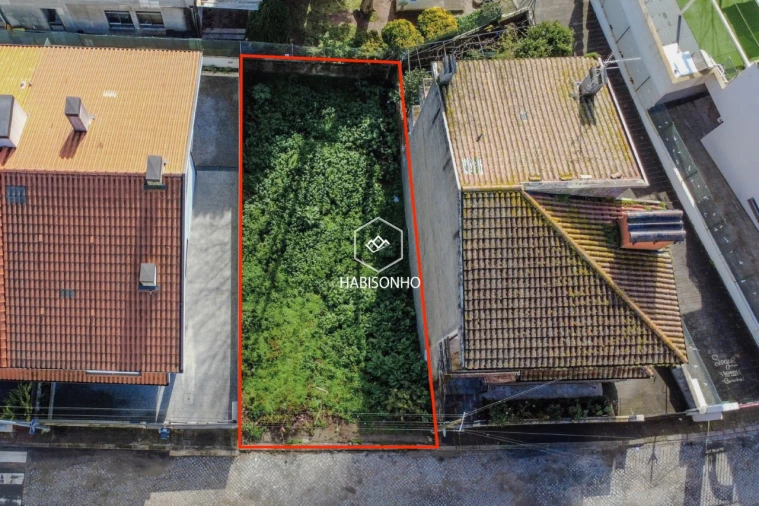 Terreno para Venda em Fânzeres e São Pedro da Cova Foto 3