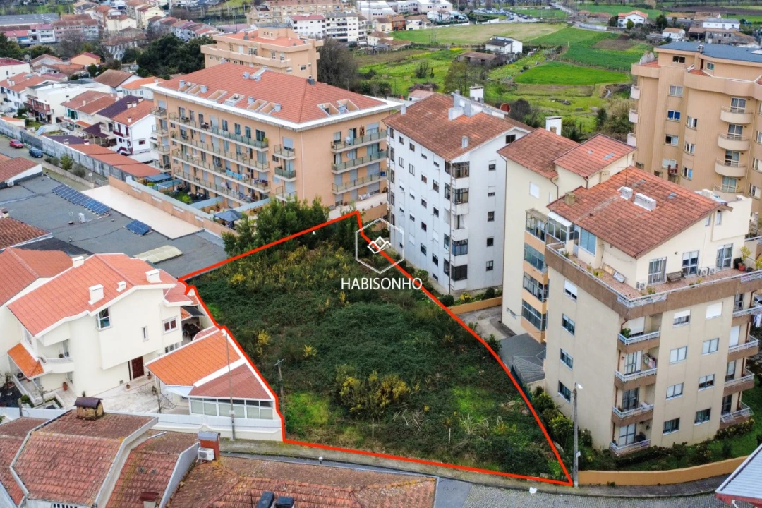 Terreno para Venda em Rio Tinto Foto 2