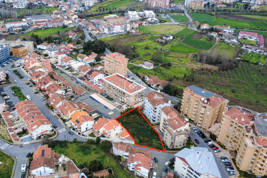 Terreno para Venda em Rio Tinto Foto 10