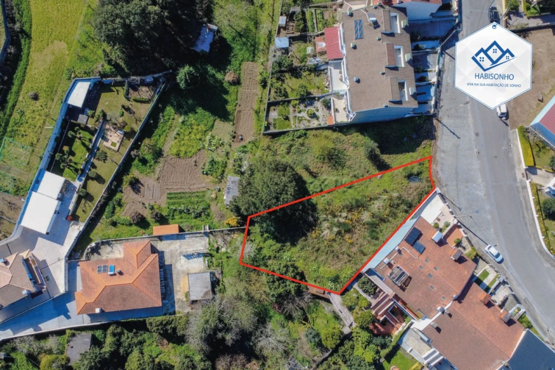 Terreno para Venda em Pedroso e Seixezelo Foto 1