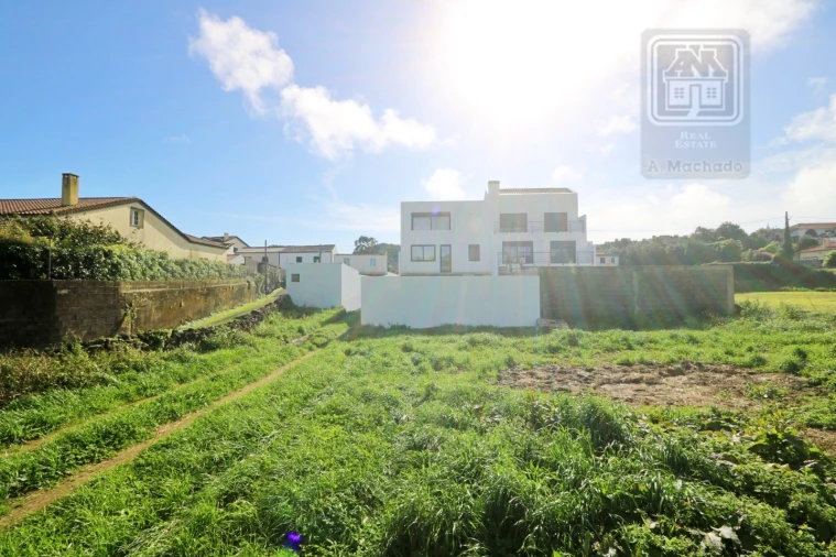 Terreno para Venda em Fajã de Cima Foto 12