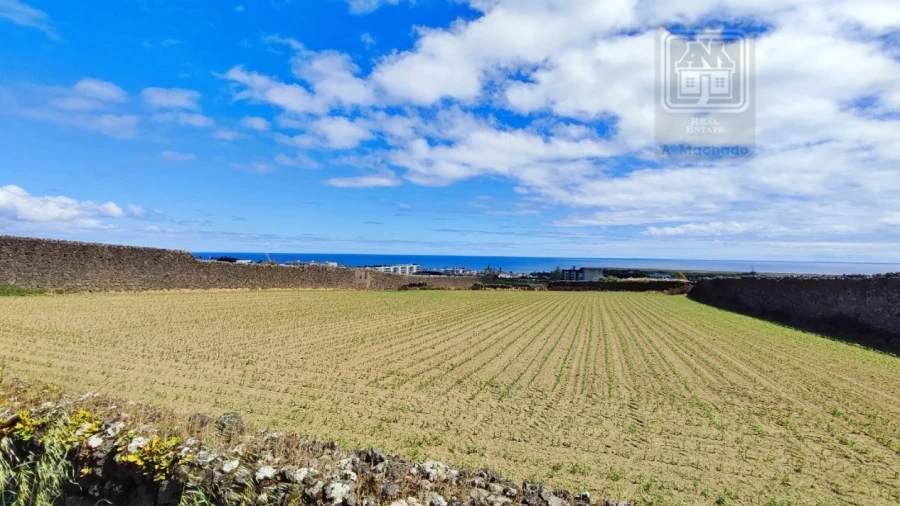 Terreno para Venda em Ponta Delgada (São José)