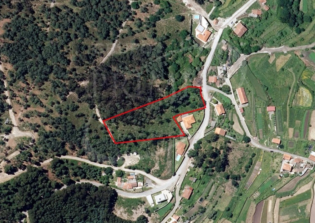 Terreno para Venda em Freixieiro de Soutelo Foto 1