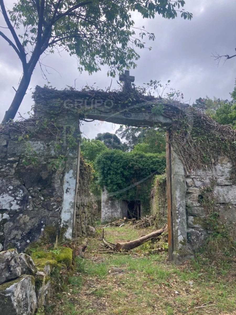 Terreno para Venda em Freixieiro de Soutelo Foto 10
