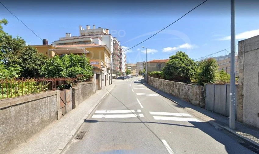 Terreno para Venda em Cidade da Maia