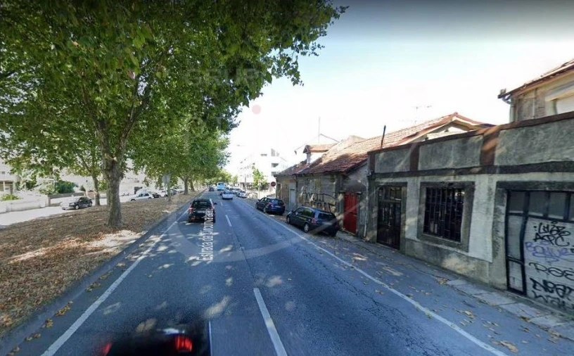 Terreno para Venda em Paranhos Foto 1