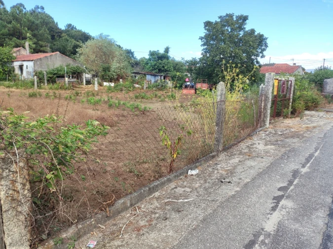 Terreno para Venda em Campos e Vila Meã Foto 2