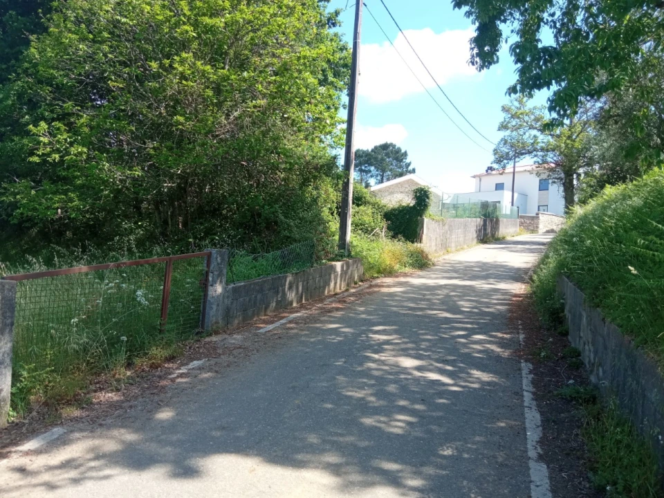 Terreno para Venda em Cornes Foto 2