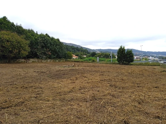 Terreno para Venda em Vila Nova de Cerveira e Lovelhe Foto 6