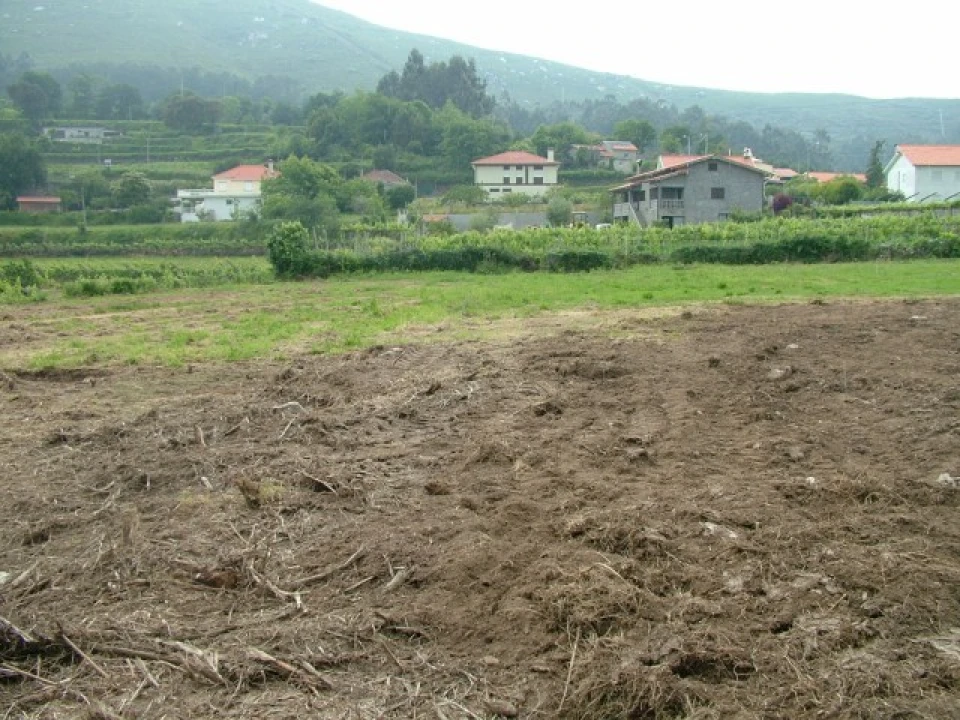Terreno para Venda em Candemil e Gondar Foto 8