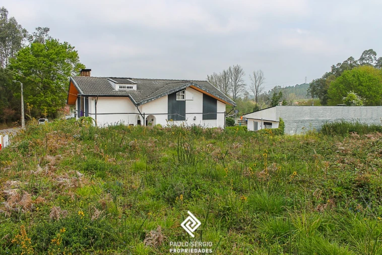 Terreno para Venda em Argoncilhe Foto 11