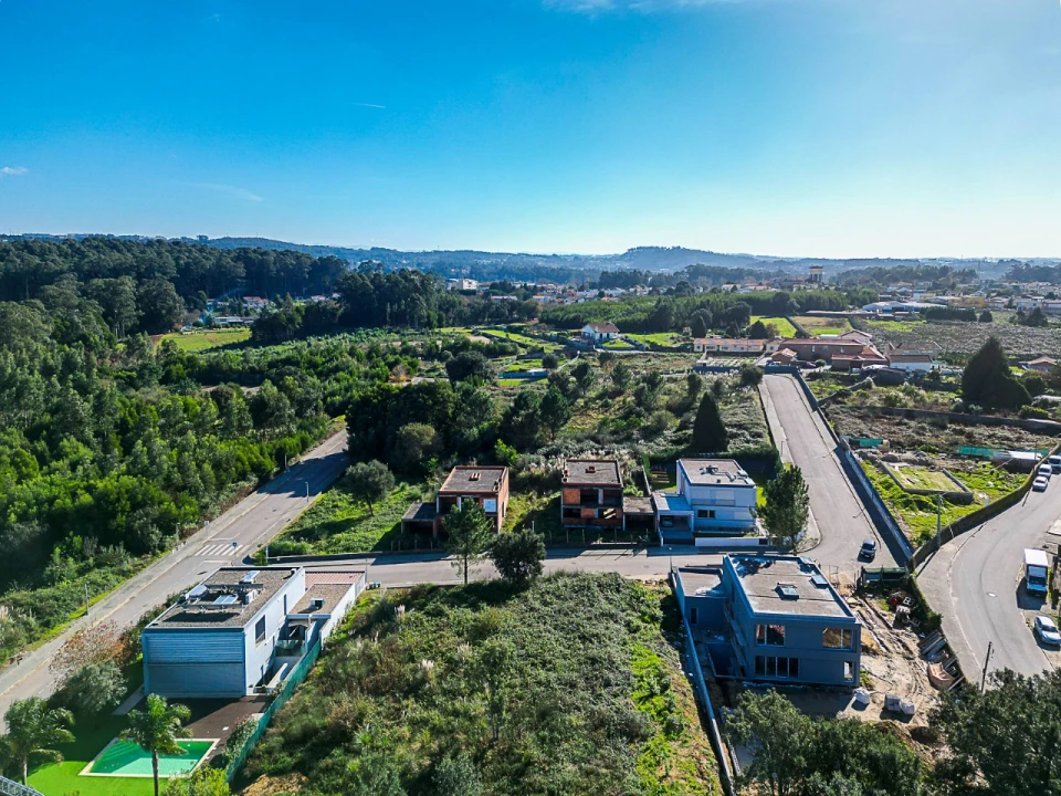 Terreno para Venda em Serzedo e Perosinho Foto 4