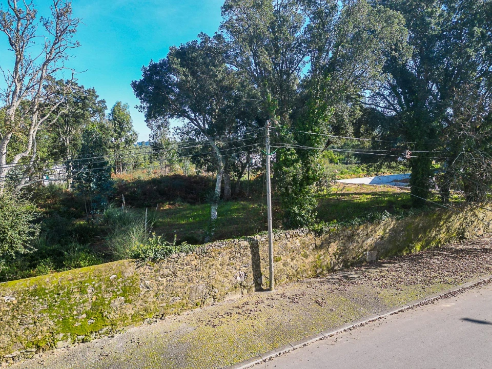 Terreno para Venda em Serzedo e Perosinho Foto 8