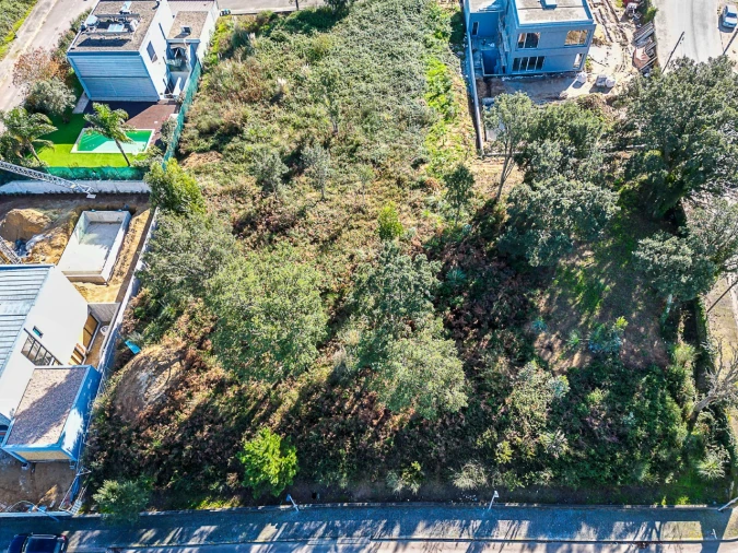 Terreno para Venda em Serzedo e Perosinho Foto 2