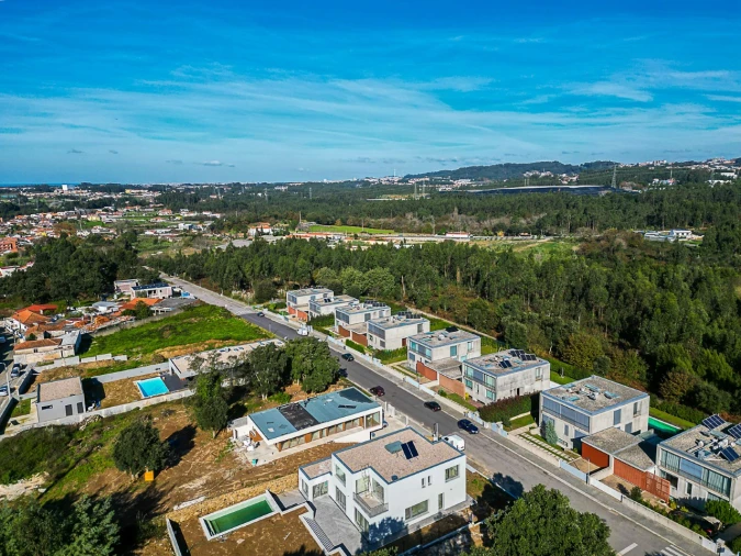 Terreno para Venda em Serzedo e Perosinho Foto 6