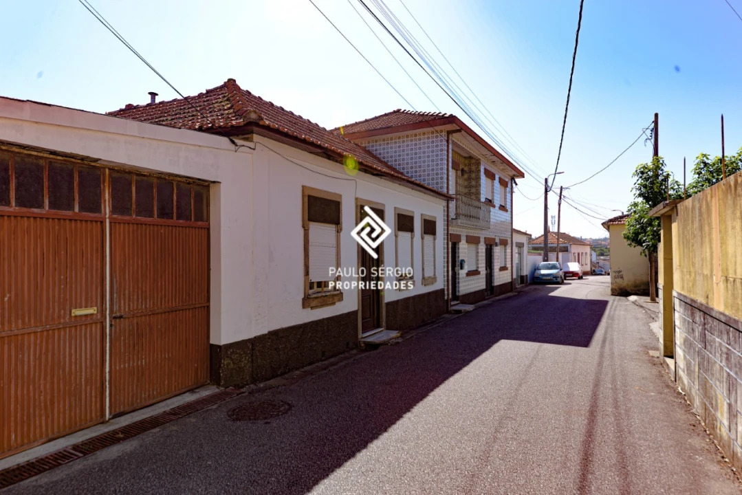 Terreno para Venda em Paramos Foto 2