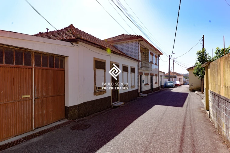 Terreno para Venda em Paramos Foto 2